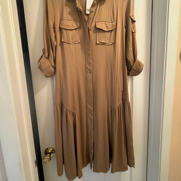 Bar III button front closure dress. Size Small - Picture 7 of 7